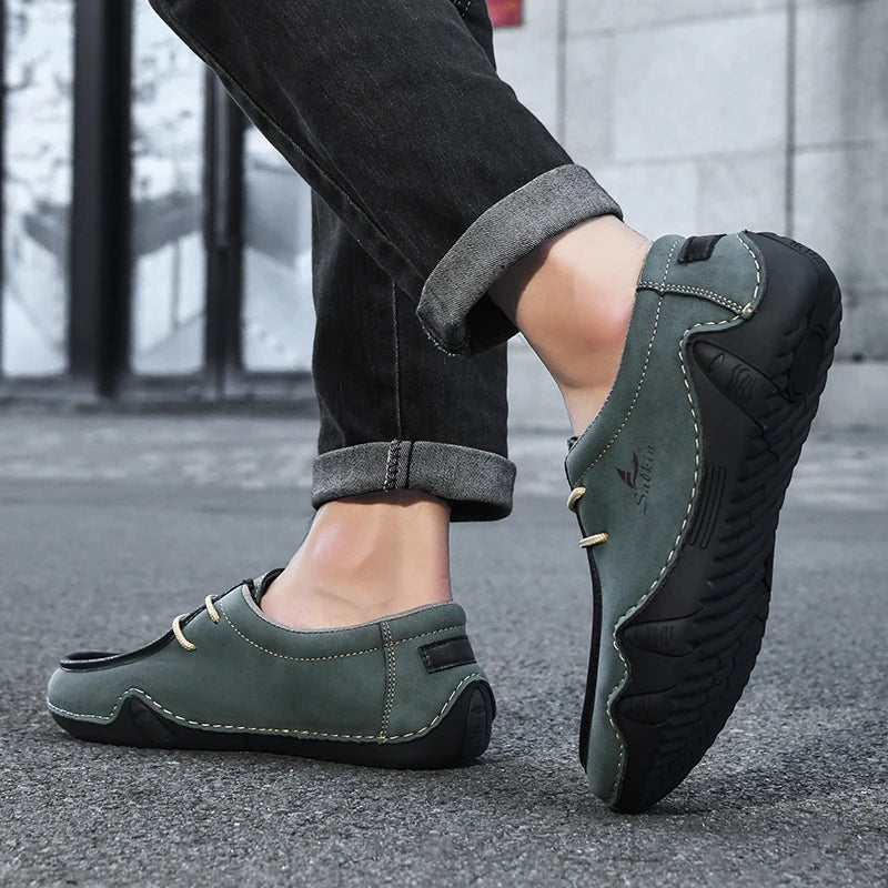 Handmade Leather Casual Men Shoes Design Sneakers Man Loafers Breathable Low Top Flat Shoes Driving Plus Size